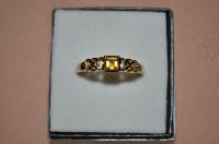 9ct Square Cut Yellow Stone Ring 2.55grm 