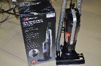 NEW Piranha 2000w Bagless Upright Vacuum Cleaner (Item 28835) GippsWares