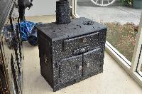 Old Cast Iron Stove (Item 33006) GippsWares