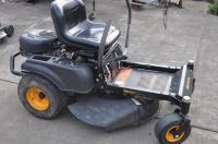 McCulloch Zero Turn Mower with Briggs Stratton 500cc 16.5hp