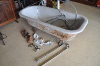 Claw Foot Bath with Fittings (Item 32083) GippsWares