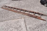 L.T 11 20ft Wooden Ladder (Item 32135) GippsWares